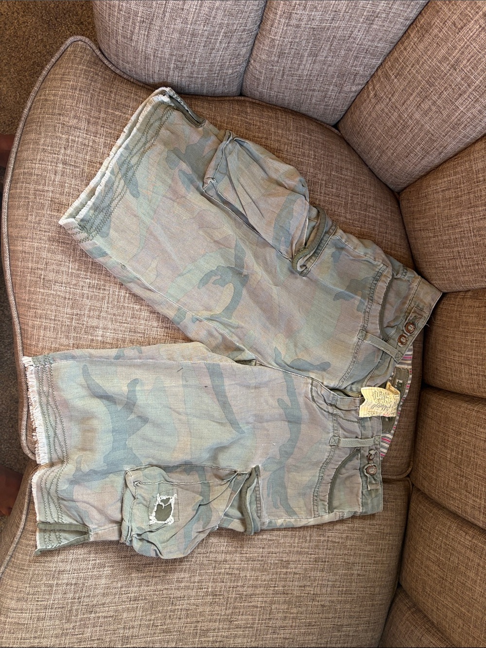 Y2K vintage silk Da-Nang Cargo Shorts small
